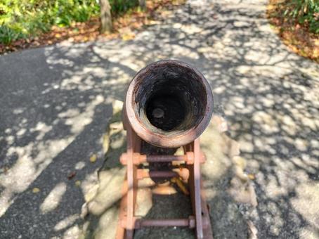 伊豆下田寝姿山の黒船見張所そばの大砲 大砲,黒船見張所跡,下田の写真素材