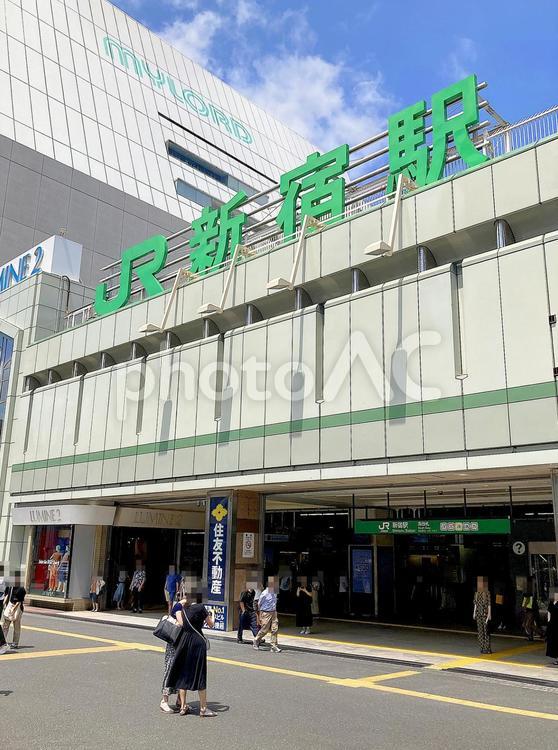 東京風景・新宿 新宿,jr新宿駅,駅前の写真素材