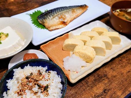 日本のごはん 日本のごはん ご飯,食事,焼き魚の写真素材