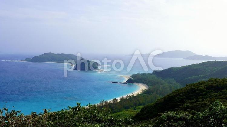 沖縄県座間味村高月山展望台から見える風景 高月山展望台,海,島の写真素材