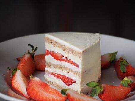 RawスイーツカフェAbondance ショートケーキ,ケーキ,いちごの写真素材