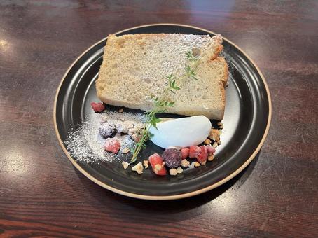 カフェのシフォンケーキ シフォンケーキ,ケーキ,カフェの写真素材