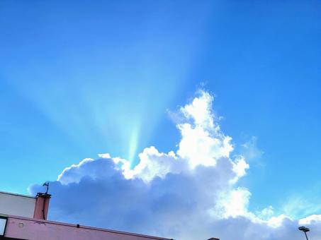 Sunny day in the rainy season, JPG