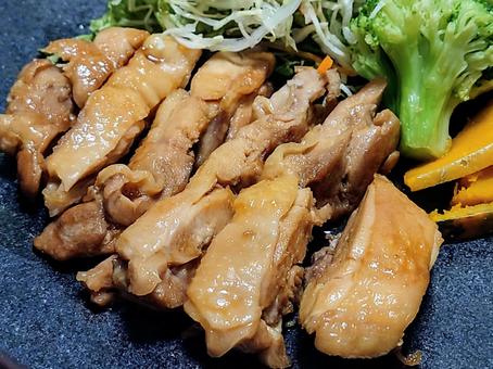 鶏もも肉の照り焼き 鶏もも肉の照り焼き 鶏の照り焼き,鶏肉,もも肉の写真素材