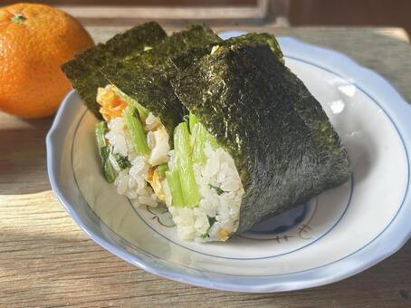 具沢山おにぎり おにぎり,具沢山,海苔の写真素材