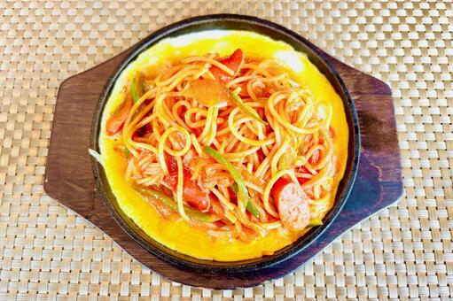 鉄板ナポリタン 鉄板ナポリタン,ナポリタン,スパゲティの写真素材