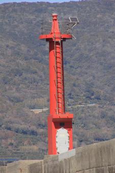 愛媛県 伊予三崎港井野浦第一防波堤灯台 愛媛県 伊予三崎港井野浦第一防波堤灯台 防波堤,灯台,防波堤灯台の写真素材