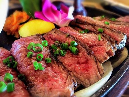 ローストビーフ ローストビーフ 牛肉,ローストビーフ,厚切りの写真素材