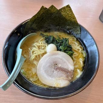 家系ラーメン 家系ラーメンの写真