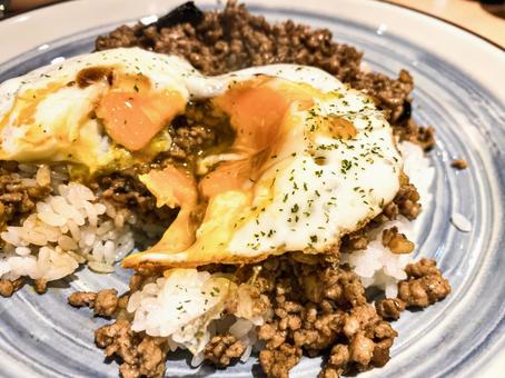 ガパオライス ガパオライス,タイ料理,食べ物の写真素材