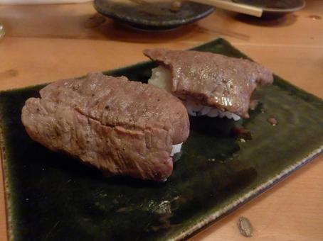 肉寿司 肉寿司 寿司,軍艦巻き,肉寿司の写真素材