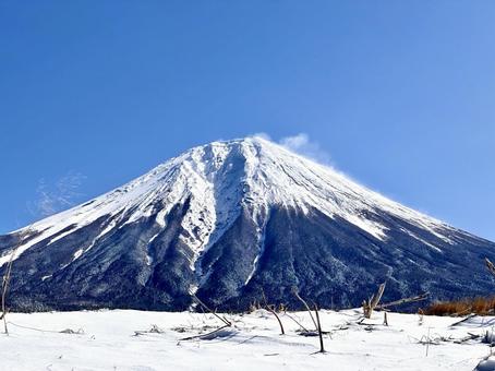 冬の青空と富士山 冬の青空と富士山の写真