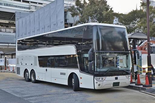 スカニア　アストロメガ　白 夜行バス,高速バス,旅行の写真素材