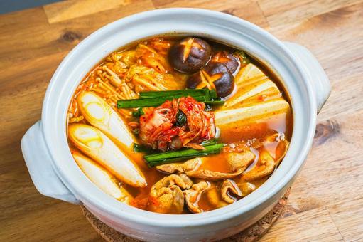 キムチ鍋 キムチ鍋,鍋料理,豚肉の写真素材