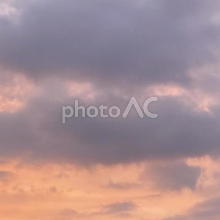 夕暮れの空 夕暮れ,空,天気の写真素材