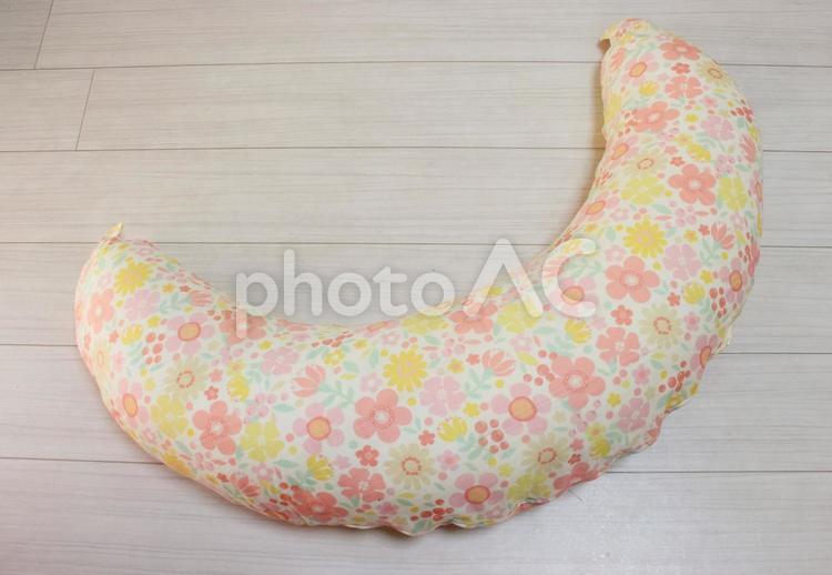 妊婦抱き枕 抱き枕,クッション,授乳の写真素材