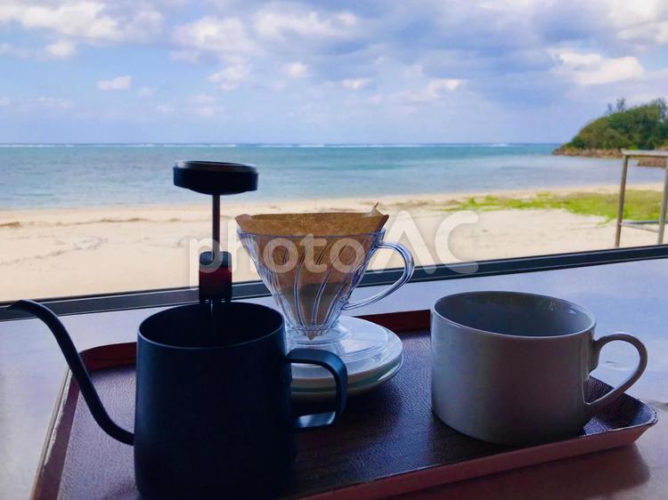 海辺のコーヒータイム コーヒー,熱い,暁の写真素材