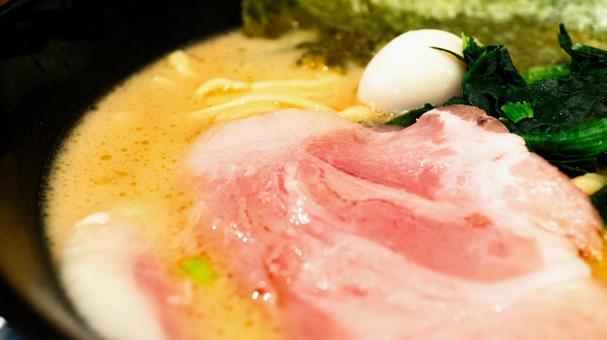 家系ラーメン 家系ラーメン 家系ラーメン,ラーメン,麺料理の写真素材