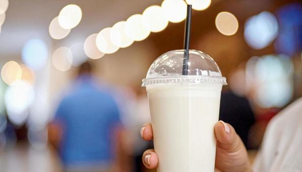 カフェのミルクセーキ カフェのミルクセーキの写真