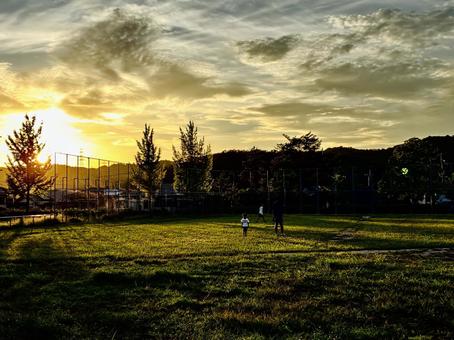 日暮れ 日暮れ 風景,夕日,夕焼けの写真素材
