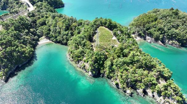 出島漁港周辺の海 出島漁港周辺の海の写真