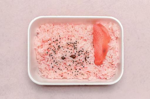 パック入りのお赤飯 パック入りのお赤飯の写真