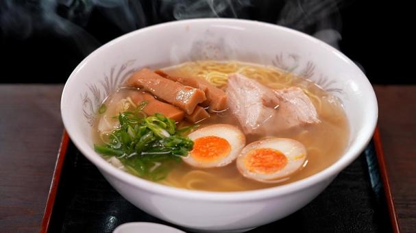 ラーメン2 ラーメン2の写真