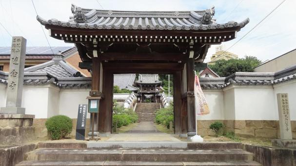 隨念寺 山門 寺標 鐘楼門 隨念寺 山門 寺標 鐘楼門 隨念寺,神社仏閣,寺の写真素材