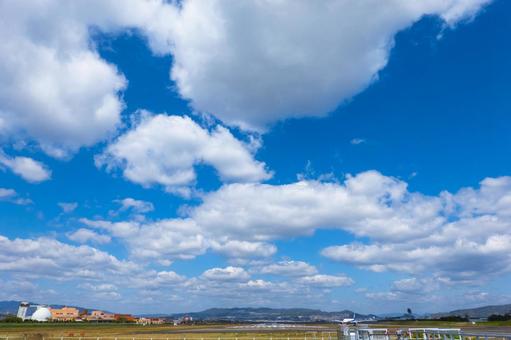青空と街並み 青空と街並みの写真