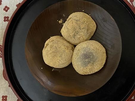 きな粉餅 和菓子 きな粉餅 和菓子 きな粉餅,和菓子,お菓子の写真素材