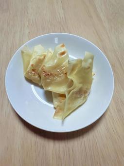ワンタン揚げ ワンタン揚げの写真