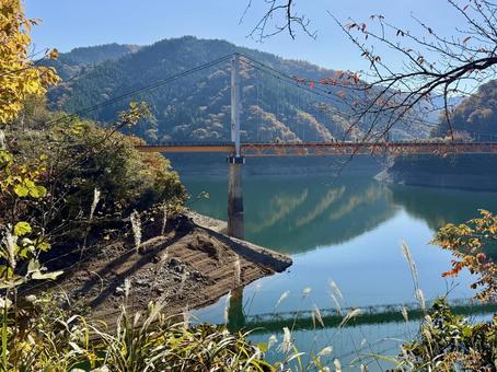 九頭竜川夢のかけはし　箱ヶ瀬橋　福井県秋 土木遺産,建造物,夢のかけはしの写真素材