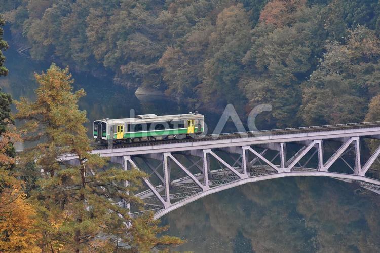 11月の只見線 11月の只見線,只見線,線路の写真素材