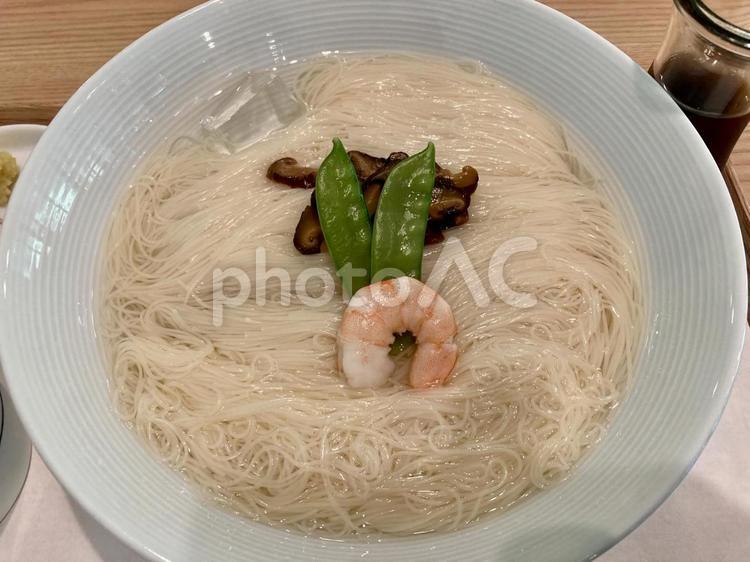 初夏の暑い日には冷やし素麺 そうめん,素麺,冷やしの写真素材