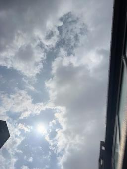 狐の嫁入り 狐の嫁入り 空,狐の嫁入り,雲の写真素材
