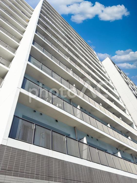 マンションの外観 高層マンション,マンション,集合住宅の写真素材
