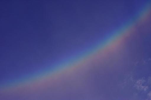 環天頂アーク 逆さ虹 青空 自然 環天頂アーク 逆さ虹 青空 自然の写真