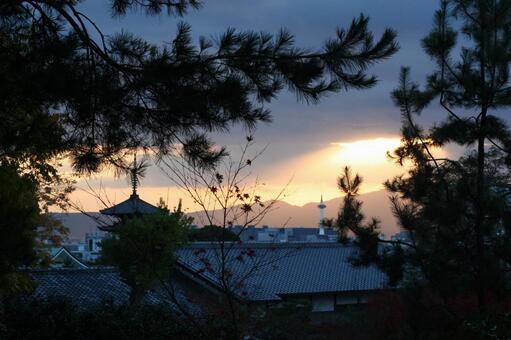 京都の夕暮れ 京都の夕暮れの写真