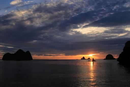 大田子海岸の美しい夕景 大田子海岸の美しい夕景の写真