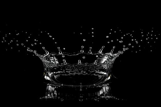 水滴クラウン(広がる水の王冠) 水滴クラウン(広がる水の王冠)の写真