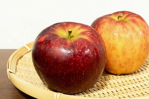 秋映（りんご） 果物,果実,フルーツの写真素材