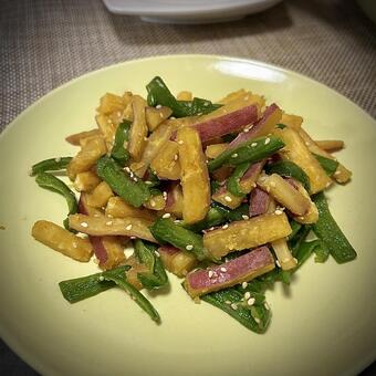 さつま芋とピーマンの甘辛炒め 旦那飯,男の料理,手料理の写真素材