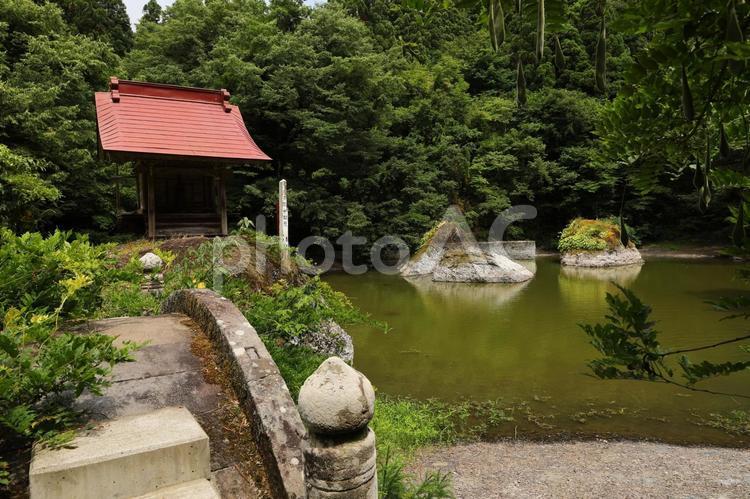 月不見の池1 月不見の池,寺院,風景の写真素材
