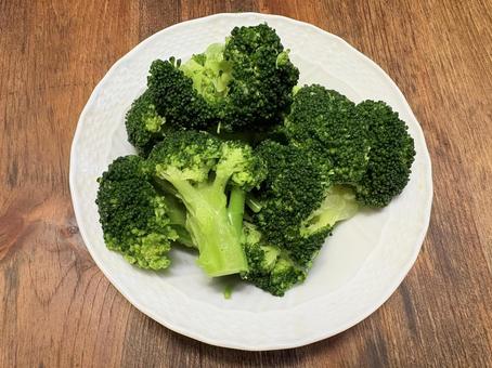 器に盛り付けたブロッコリー 01 ブロッコリー,アブラナ科,茹で野菜の写真素材