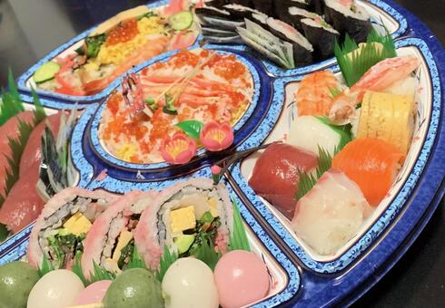 お雛様用の手毬ずし お雛様用の手毬ずしの写真