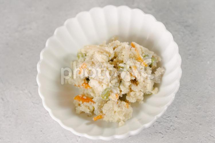 おからの煮物（俯瞰） おから,おかず,卯の花の写真素材