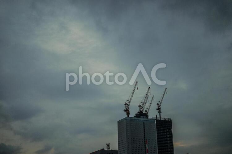 横浜・みなとみらいの都市開発風景(2018年11月) みなとみらい,横浜,クレーンの写真素材