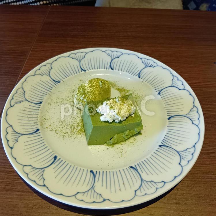 宇治抹茶のムース‐バニラアイス添え ムース,バニラアイス,抹茶の写真素材