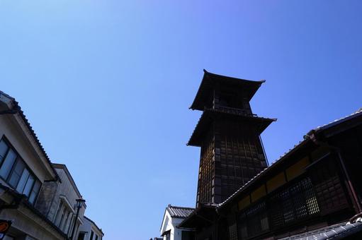 川越市の青空の下の時の鐘8 川越市の青空の下の時の鐘8の写真