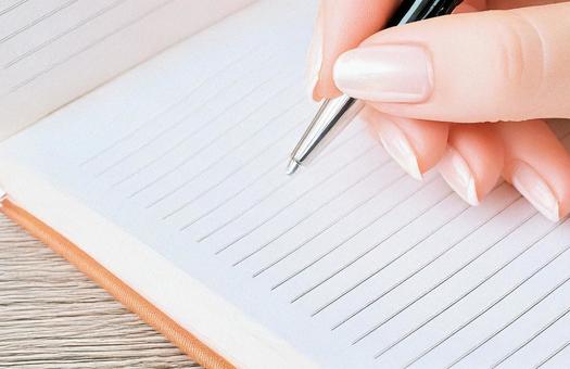 ペンとノート ペンとノートの写真